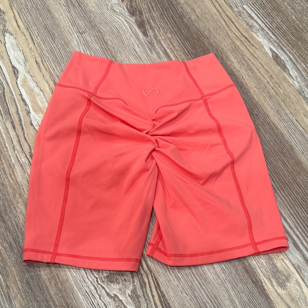 TLF Tempo 6” Scrunch Butt Booty Shorts Hot Coral Small